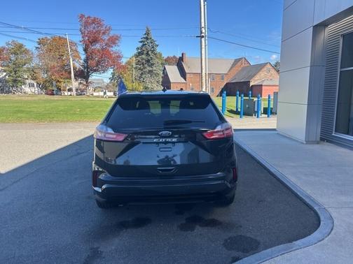 2023 Ford Edge ST LINE