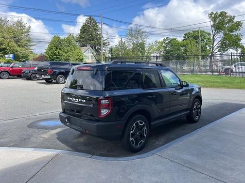 SHADOW BLACK 2023 Ford Bronco Sport OUTER BANKS