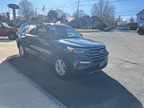 STONE BLUE METALLIC 2022 Ford Explorer XLT