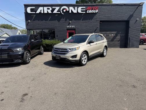 White Gold 2017 Ford Edge SE