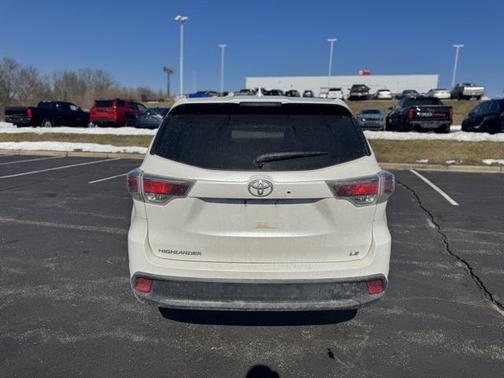 2014 Toyota Highlander LE Plus
