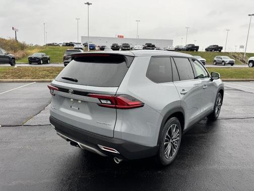 2026 Toyota Grand Highlander Hybrid Limited MAX