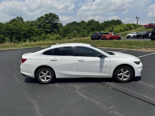 2018 Chevrolet Malibu 1LS