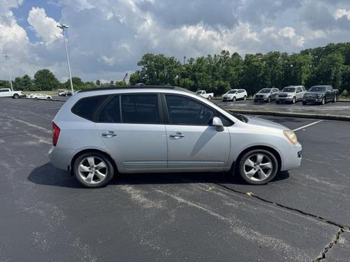 2008 Kia Rondo EX