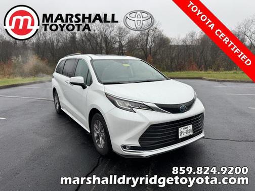 2023 Toyota Sienna XLE