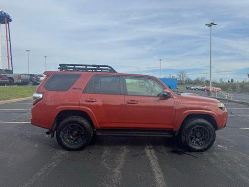 Terra 2024 Toyota 4Runner TRD Pro