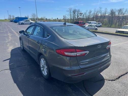 Magnetic Metallic 2019 Ford Fusion SE
