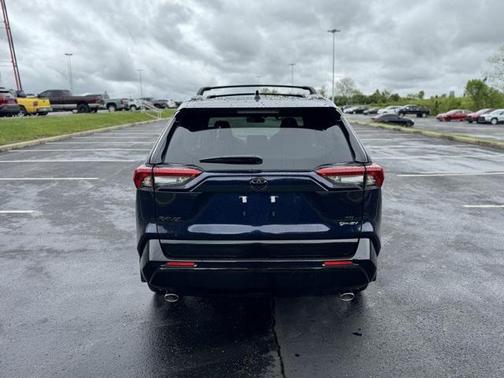 2025 Toyota RAV4 Hybrid SE