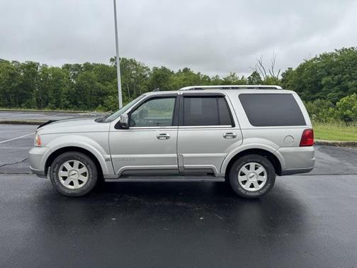 2003 Lincoln Navigator Luxury