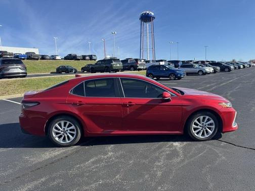 2024 Toyota Camry LE