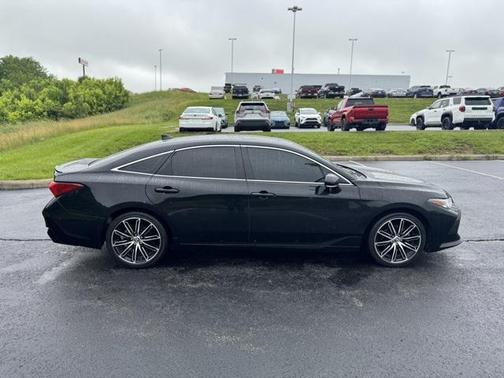 2019 Toyota Avalon Touring
