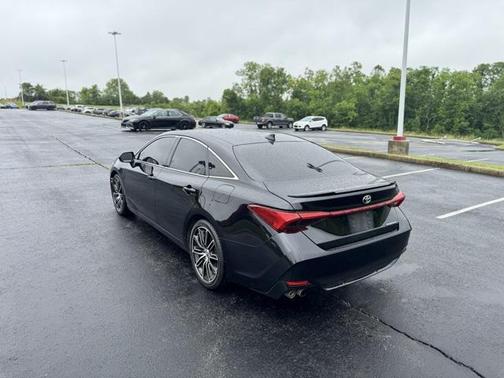 2019 Toyota Avalon Touring