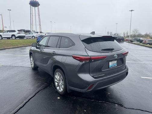 2023 Toyota Highlander Hybrid Limited