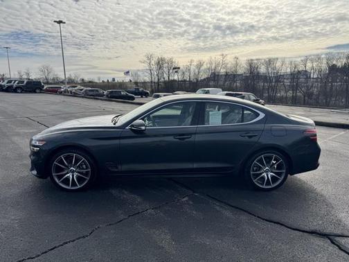 2023 Genesis G70 2.0T AWD
