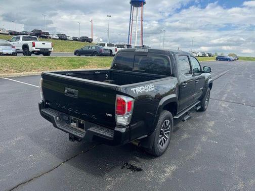 Midnight Black Metallic 2021 Toyota Tacoma TRD Sport