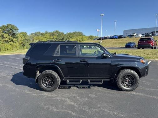 2021 Toyota 4Runner Venture