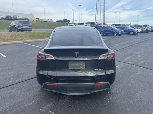 2023 Tesla Model Y Performance Dual Motor All-Wheel Drive