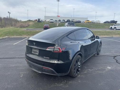 2023 Tesla Model Y Performance Dual Motor All-Wheel Drive