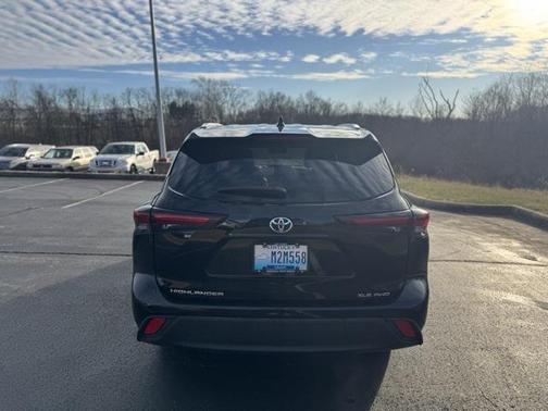 2024 Toyota Highlander XLE