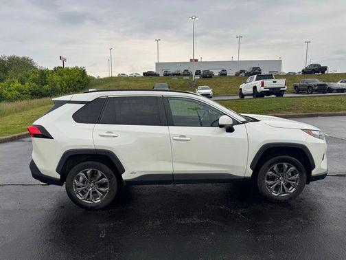 Blizzard Pearl 2022 Toyota RAV4 Hybrid XLE Premium