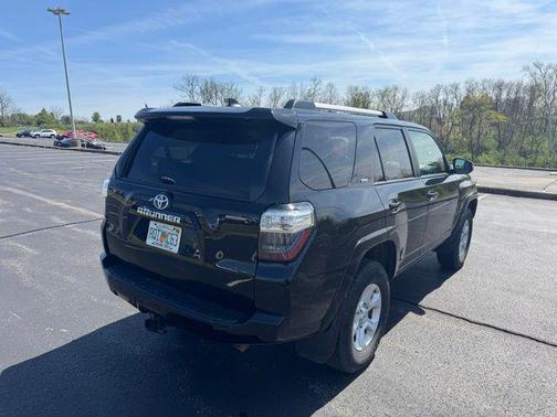 Midnight Black Metallic 2024 Toyota 4Runner SR5