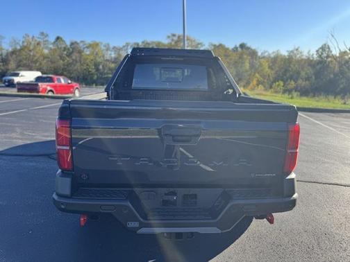 2025 Toyota Tacoma Hybrid Trailhunter