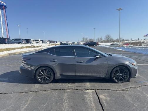 2021 Nissan Maxima 3.5 Platinum