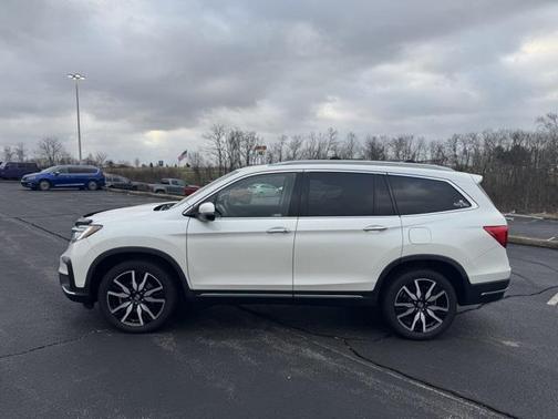 2019 Honda Pilot Touring 8-Passenger