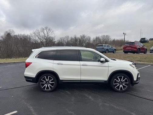 2019 Honda Pilot Touring 8-Passenger