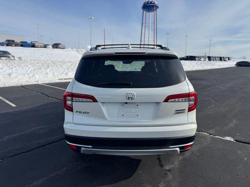 2019 Honda Pilot Touring 8-Passenger