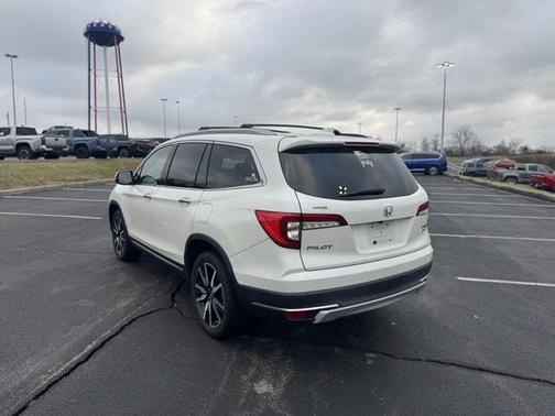 2019 Honda Pilot Touring 8-Passenger