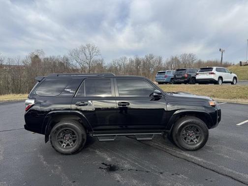 2024 Toyota 4Runner TRD Off Road Premium