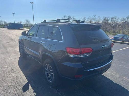 Granite Crystal Metallic Clearcoat 2019 Jeep Grand Cherokee Limited