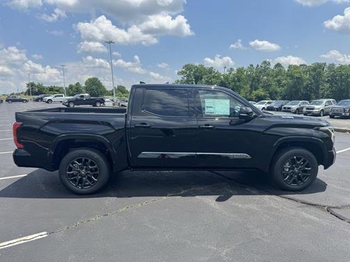 2025 Toyota Tundra Hybrid Platinum