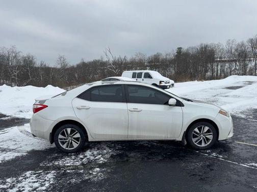 2014 Toyota Corolla LE Premium