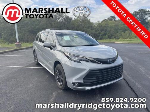 2024 Toyota Sienna Woodland Edition