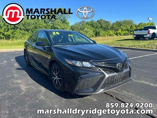 Midnight Black Metallic 2024 Toyota Camry SE