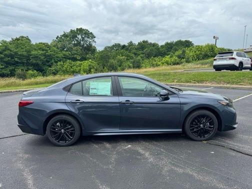 Dark Cosmos 2026 Toyota Camry SE