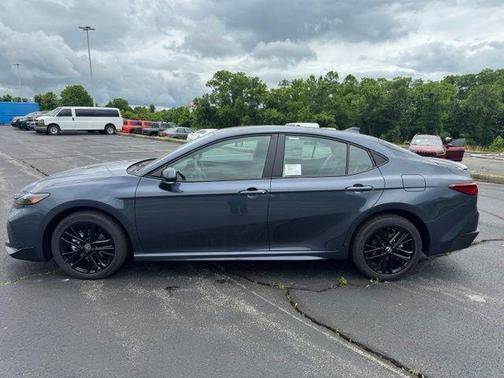 Dark Cosmos 2026 Toyota Camry SE