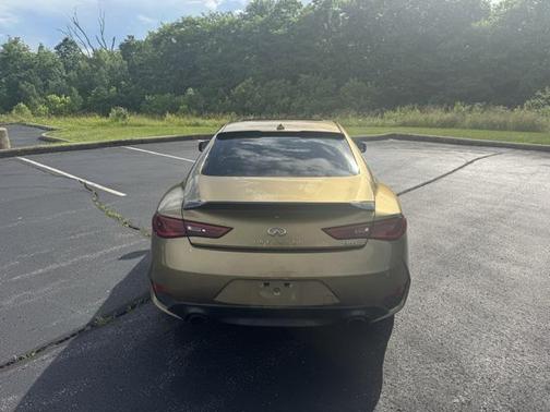 2018 INFINITI Q60 3.0T LUXE