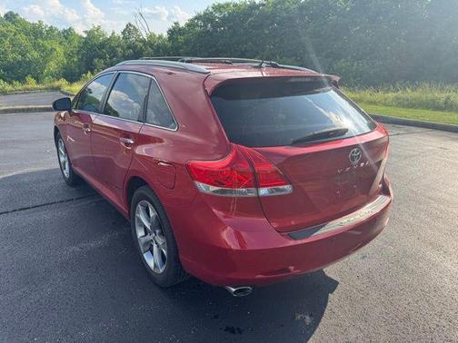 Barcelona Red Metallic 2011 Toyota Venza Base