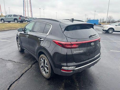 2022 Kia Sportage EX