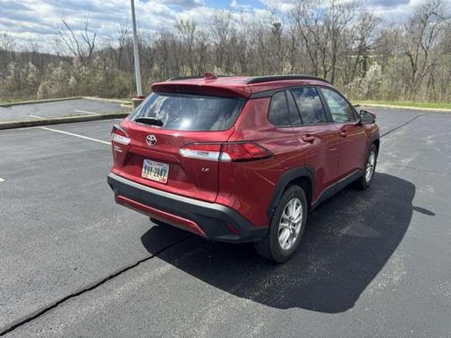 2022 Toyota Corolla Cross LE