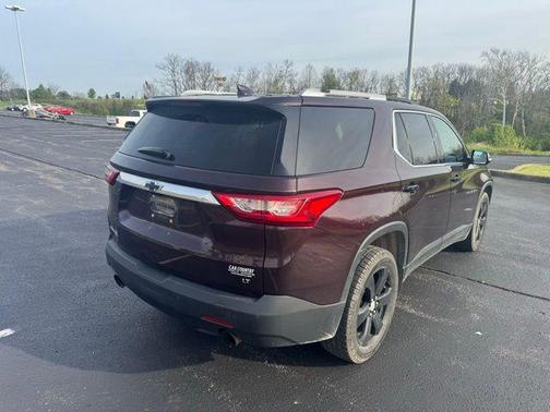 Black Currant Metallic 2018 Chevrolet Traverse LT Leather