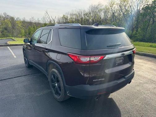 Black Currant Metallic 2018 Chevrolet Traverse LT Leather