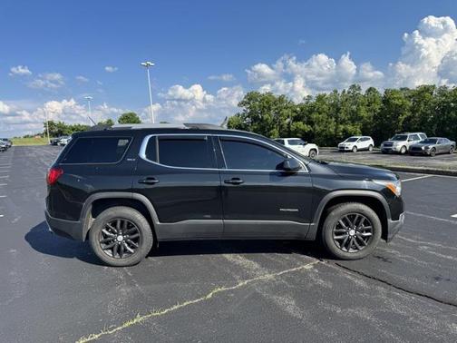 2018 GMC Acadia SLT-1
