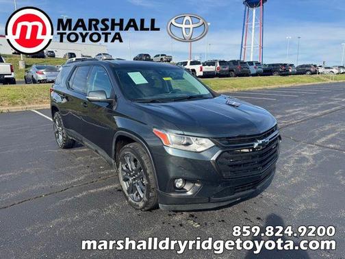 Graphite Metallic 2021 Chevrolet Traverse RS