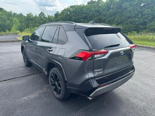 Magnetic Gray Metallic/Midnight Black Metallic 2022 Toyota RAV4 Hybrid SE