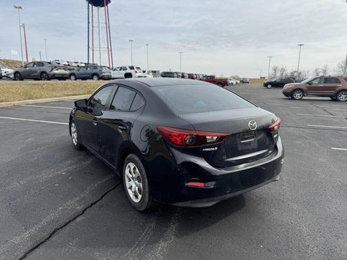 2016 Mazda Mazda3 i Sport