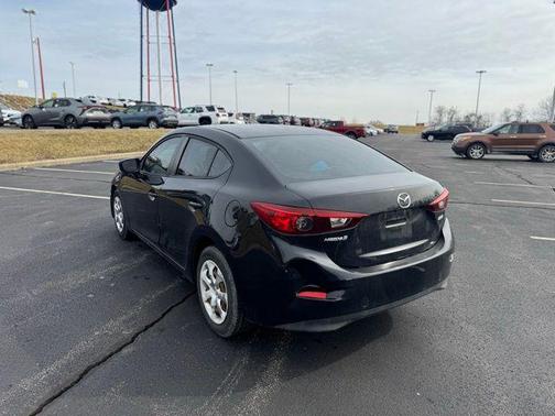 2016 Mazda Mazda3 i Sport